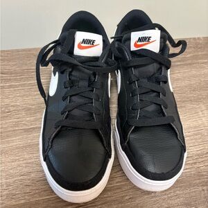 Nike Sneakers - low top- Women